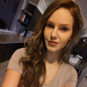 Meet your Posher, Allison